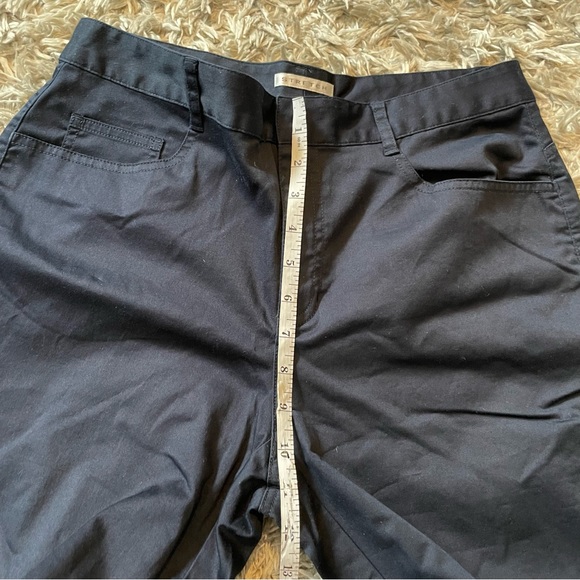 Villager Sport A Liz Claiborne Company women’s size 10 stretch pant navy blue - Picture 3 of 6